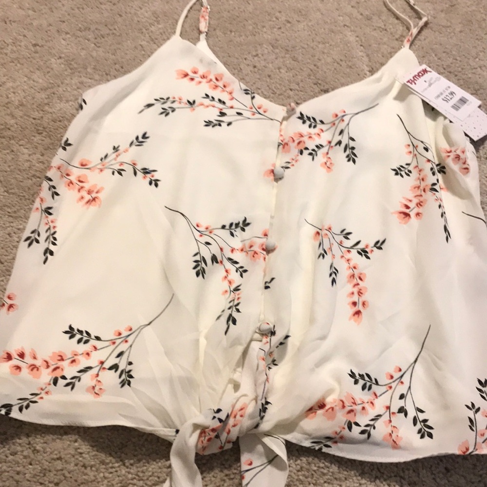 New with tags - Picture 2 of 3